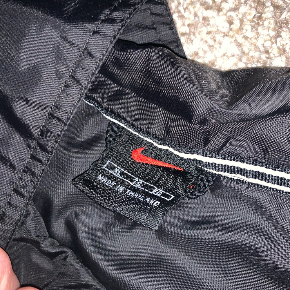 Nike windbreaker/jacket - Picture 3 of 3